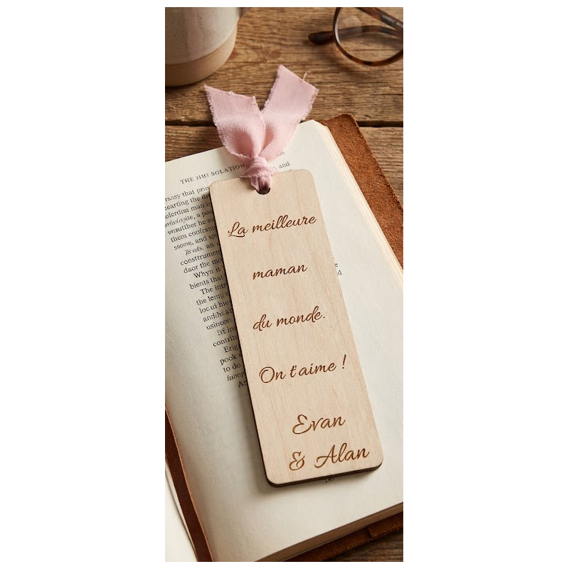 Cadeau Maman : Marque-page en Bois Personnalisé avec Gravure