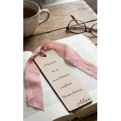 Cadeau Maman : Marque-page en Bois Personnalisé avec Gravure