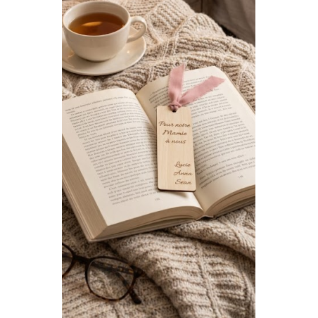 Cadeau Mamie : Marque-page en Bois Personnalisé avec Gravure